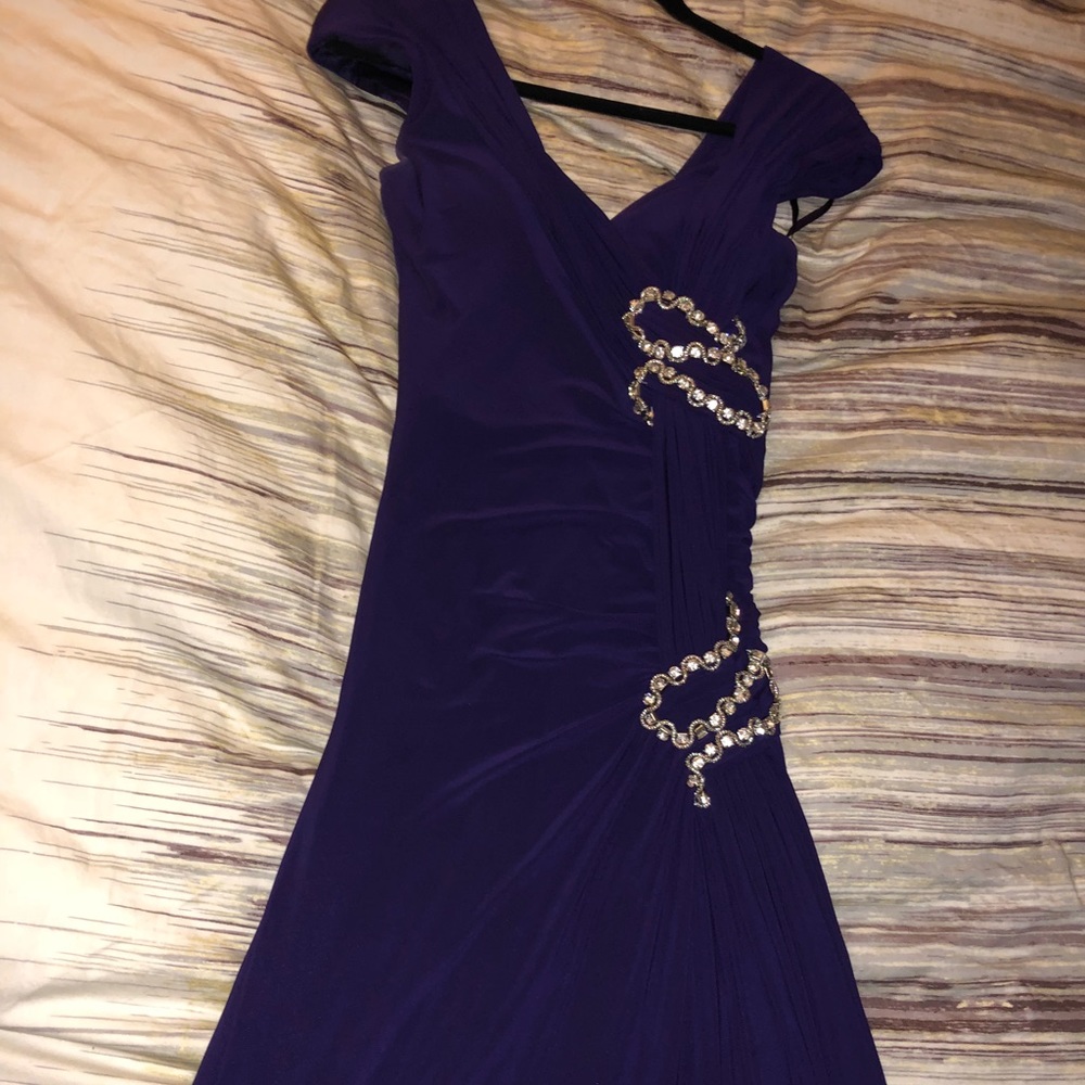 Alberto Makali long evening embellished dress - Picture 3 of 3